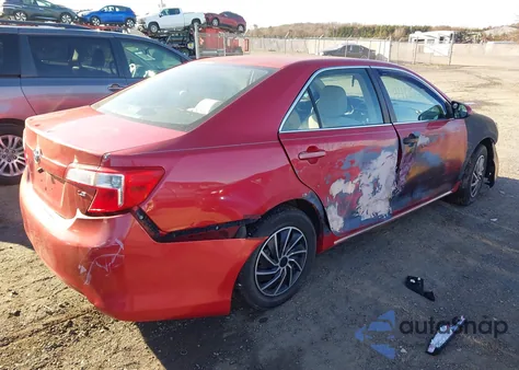 2012 Toyota Camry Se/Le/Xle z USA, uszkodzony, nr VIN 4T1BF1FK8CU501801